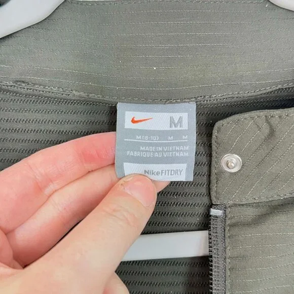 Nike Dri-FIT womens Taupe/olive green colored full zip Lightweight Jacket (1094) - Picture 7 of 8